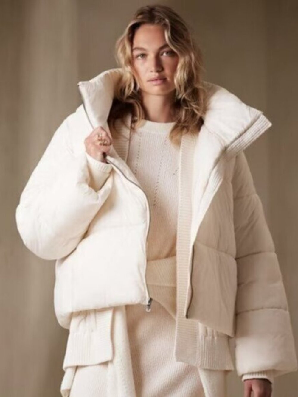 Banana Republic Alps Recycled Down Filled Puffer Jacket - new with tags